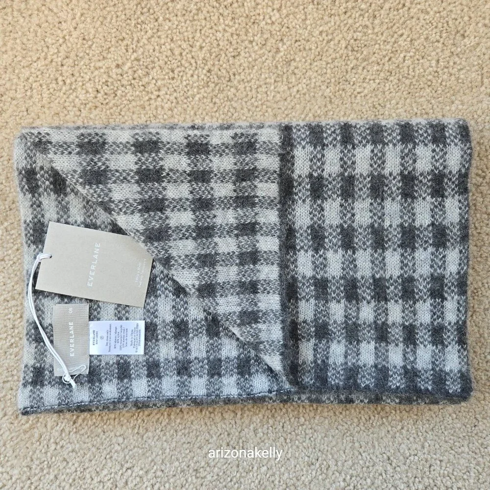 NWT Everlane Alpaca Patterned Scarf Grey Check Knit